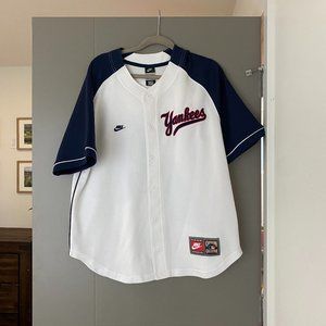 Nike New York Yankees Derek Jeter #2 Jersey - Size Medium